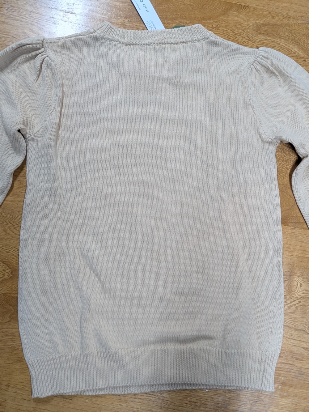 Cream Sweater with Red Rose Motif - Picture 6 of 7